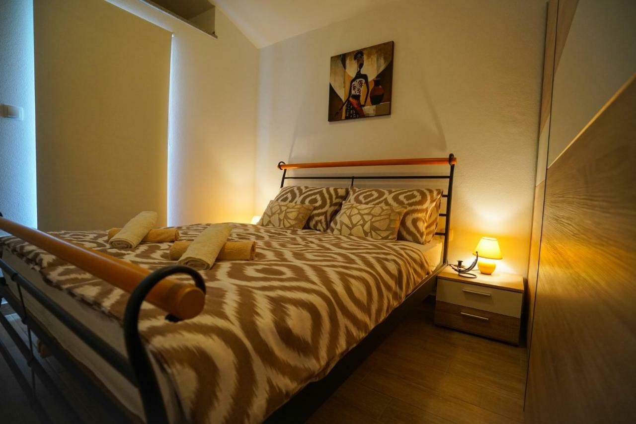 Aurora Apartament