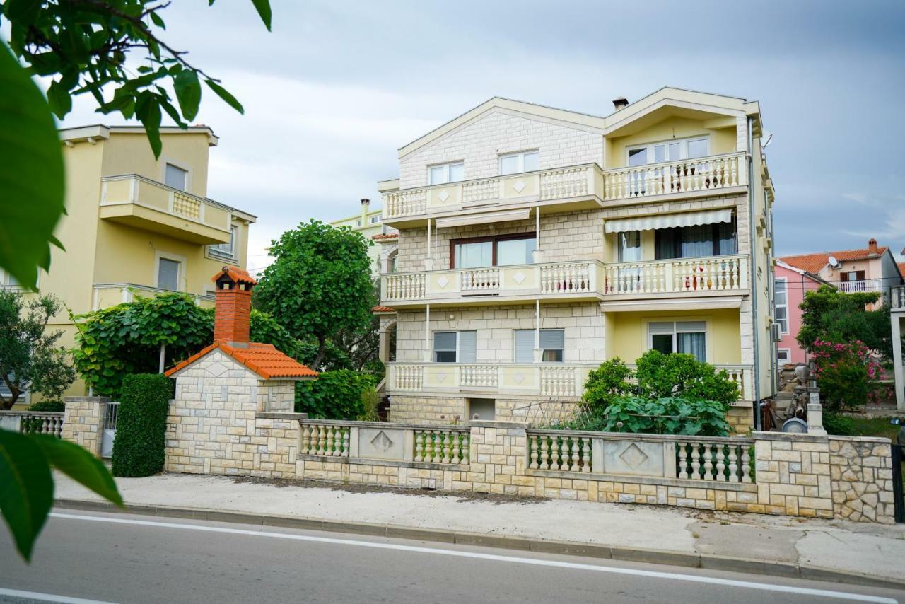 Aurora Apartment